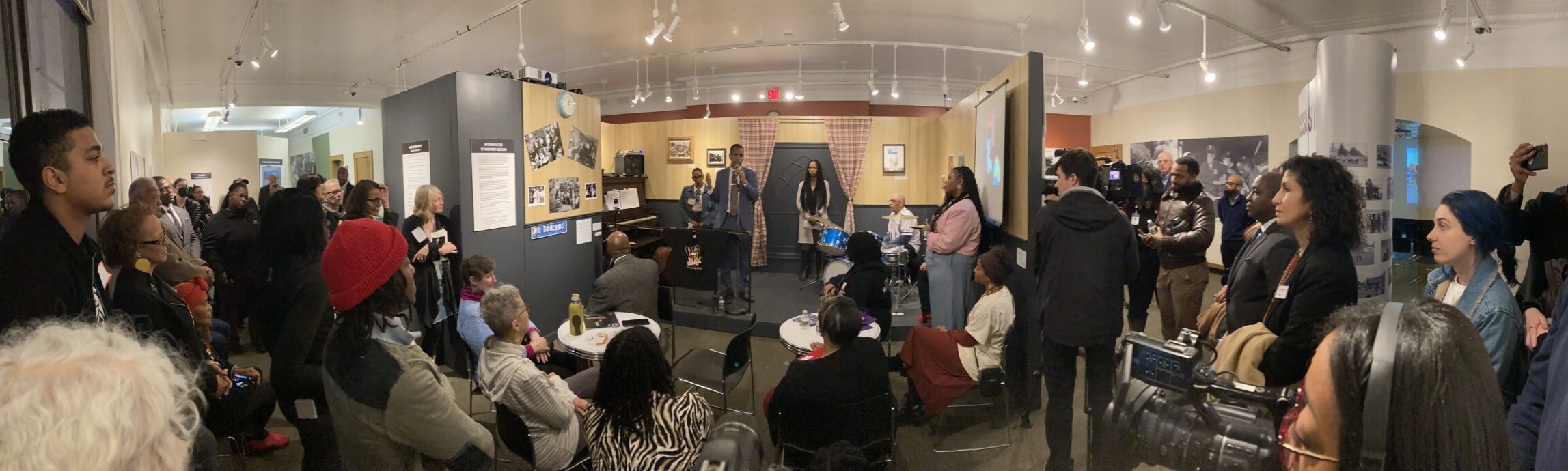 IMG_6822-audience-PANO-CUE2-GrandReopening-RPL-Feb21-2024-scaled-e1715991738811